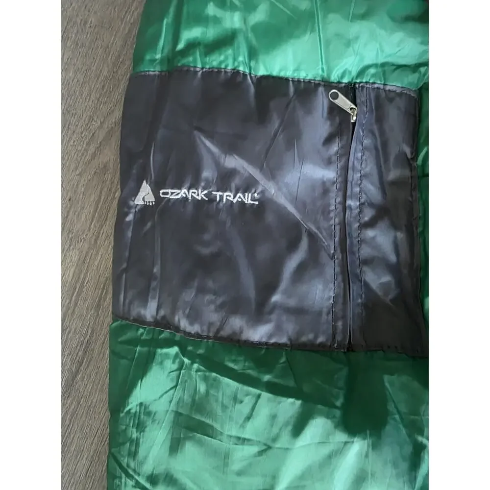 Ozark Trail Synthetic Polyester Sleeping Bag Green/Gray 33 x 84 in Pre-Owned
